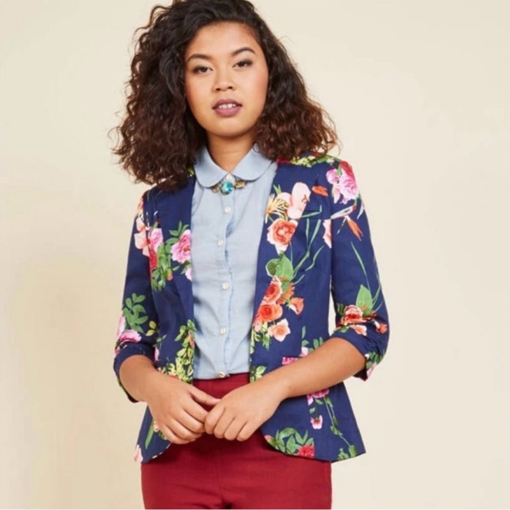 Check Out This Gorgeous ModCloth Floral Blazer Size Med Excellent Used Condition